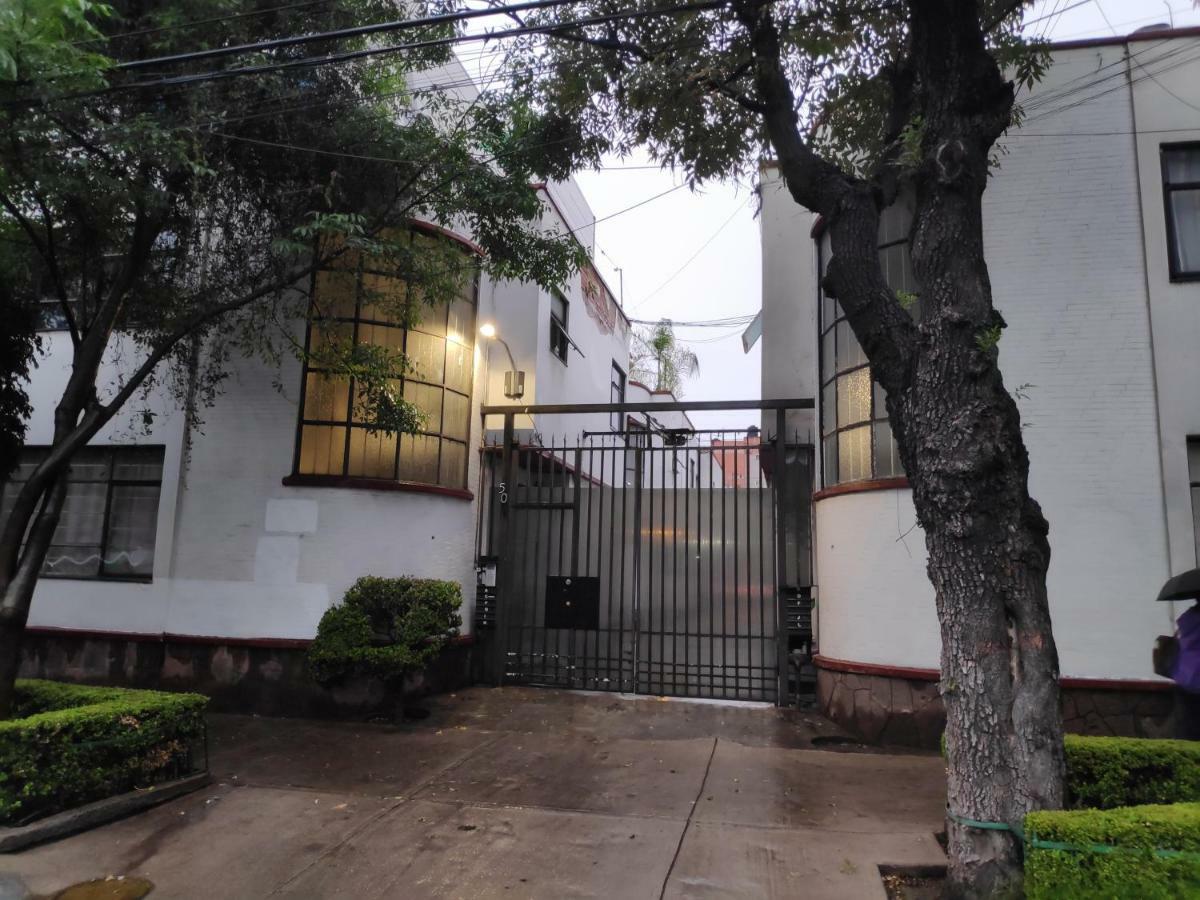 Escandon *